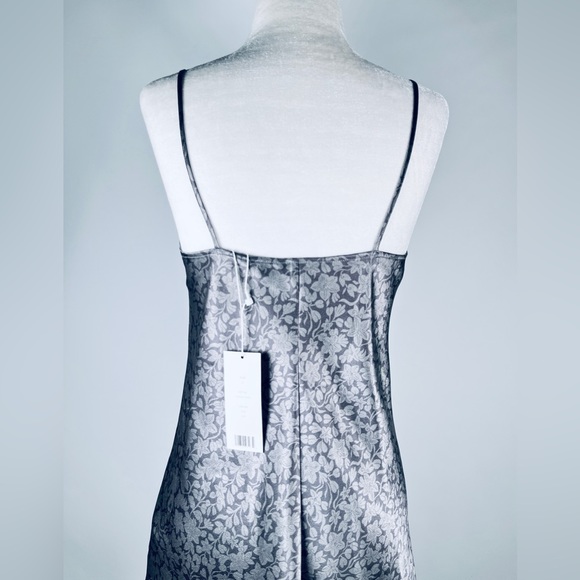 NEW! VINCE silk camisole top S - Picture 5 of 9